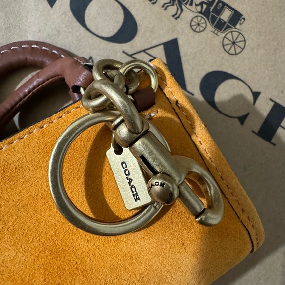 🥰 Coach Mini Rogue Bag Charm - Picture 4 of 7